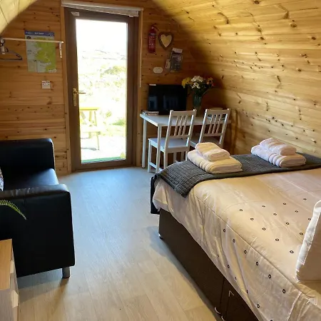 Earls View Maxi Pod Glamping Carna
