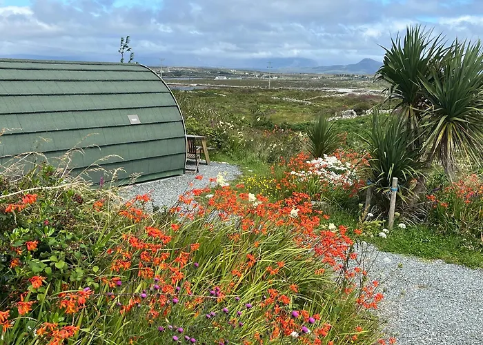 Роскошный шатер Earls View Maxi Pod Carna