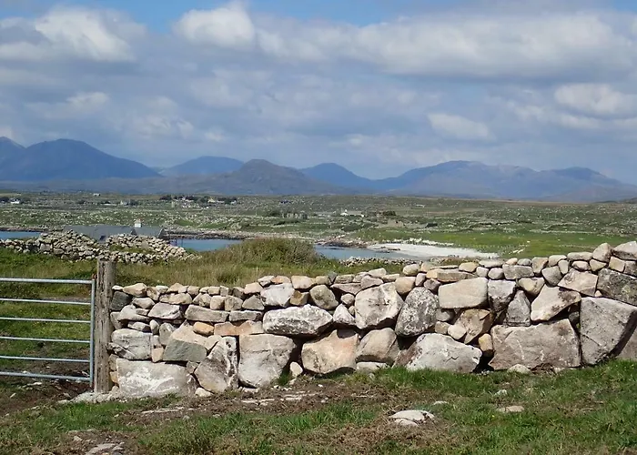 Роскошный шатер Earls View Maxi Pod Carna